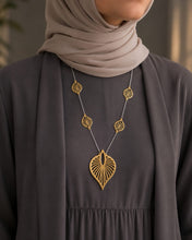 Load image into Gallery viewer, Effortless Chic Necklace - Silver &amp; Gold Plated
