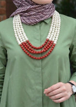 Load image into Gallery viewer, Pearl Aura Necklace
