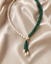 Load image into Gallery viewer, Pearl Glow Necklace

