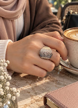 Load image into Gallery viewer, Layan silver-plated jewelry set close-up
