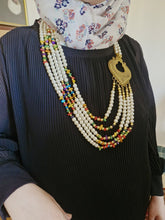 Load image into Gallery viewer, Noura Necklace - Pearl Stones
