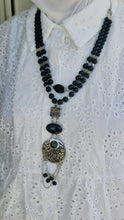 Load image into Gallery viewer, Allah The Greatest Keeper Agate Set - Silver Plated
