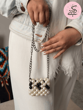 Load image into Gallery viewer, Safa Airpods Bag - Pearl And Berry Beads
