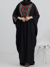 Load image into Gallery viewer, Wisal Abaya - Crepe
