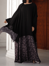 Load image into Gallery viewer, Isdal Maryam - Satin and Viscose
