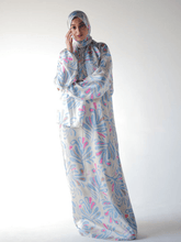 Load image into Gallery viewer, Isdal Sohaila - Satin
