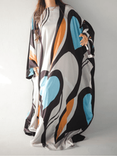 Load image into Gallery viewer, Abaya Reem - Satin
