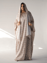 Load image into Gallery viewer, Isdal Talia - Satin
