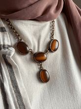 Load image into Gallery viewer, Unique Afnan Necklace -  Agate Stone
