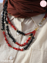 Load image into Gallery viewer, Renad Seashell Necklace - Crystal and Seashell
