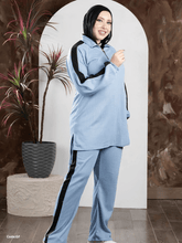 Load image into Gallery viewer, Farah Suit - Rip
