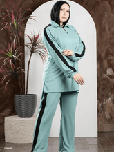 Load image into Gallery viewer, Farah Suit - Rip
