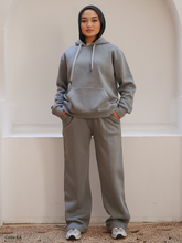 Load image into Gallery viewer, Salsabil Suit - Melton
