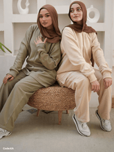 Load image into Gallery viewer, Maram Suit - Cardone
