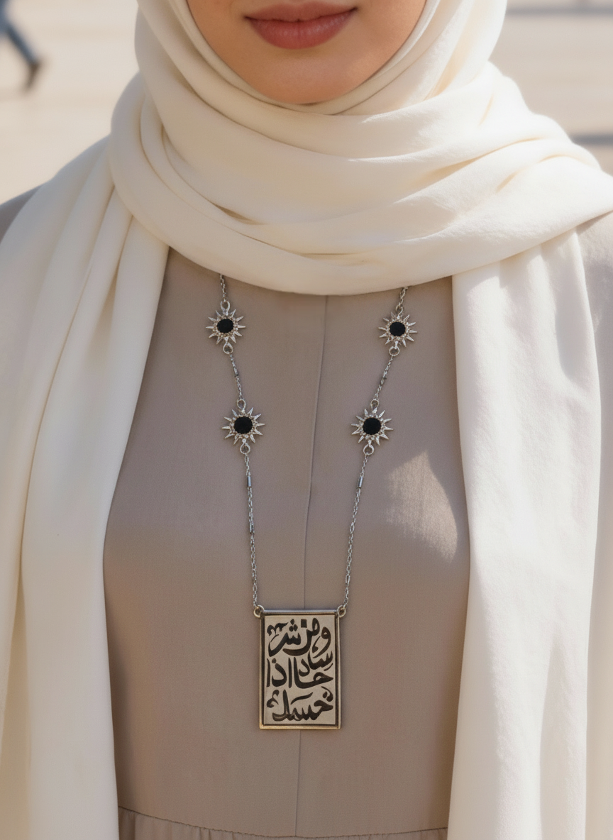 Load image into Gallery viewer, Black Flower Necklace - Silver Plated