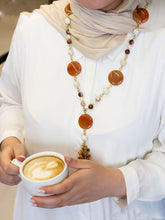 Load image into Gallery viewer, Zainab Necklace - Sulaimani Agate And Pearl stones

