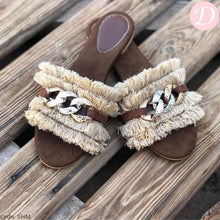 Load image into Gallery viewer, Hana Slippers - Leather
