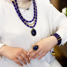 Load image into Gallery viewer, Rima Set - Crystal Stones And Agate pendant
