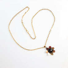 Load image into Gallery viewer, Vintage Flower Set - Gold Plated
