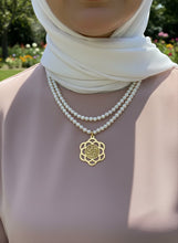 Load image into Gallery viewer, Tara Simple Necklace - Pearl Stones
