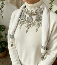 Load image into Gallery viewer, Raghad Necklace Scarf - Cotton
