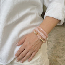 Load image into Gallery viewer, Pretty Pinky  Bracelet Set
