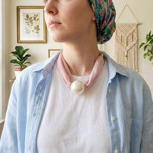 Load image into Gallery viewer, Silent Luxury  Necklace
