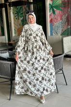 Load image into Gallery viewer, Walaa Jalabiya - Fresca
