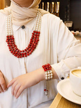Load image into Gallery viewer, Narvin Set - Agate And Pearl Stones
