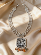 Load image into Gallery viewer, Najwa Necklace
