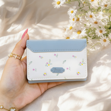 Load image into Gallery viewer, Floral Wallet
