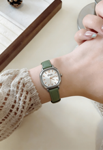 Load image into Gallery viewer, Elizabeth Watch
