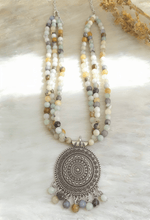 Load image into Gallery viewer, Basmala Necklace - Agate Stones
