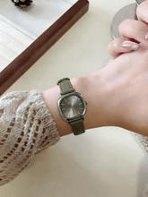 Load image into Gallery viewer, Elizabeth Watch
