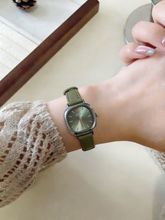 Load image into Gallery viewer, Elizabeth Watch
