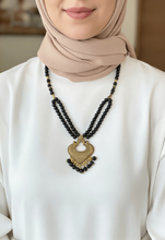Load image into Gallery viewer, Lamiaa Necklace - Agate Stones
