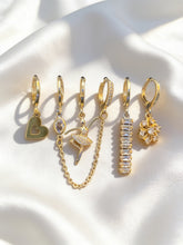 Load image into Gallery viewer, Sila Earrings - Stainless Steel
