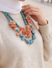 Load image into Gallery viewer, Fatima Necklace - Fayrouz and Shell
