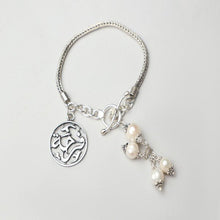 Load image into Gallery viewer, &quot;Joy&quot; Bracelet with Natural Pearls - Silver
